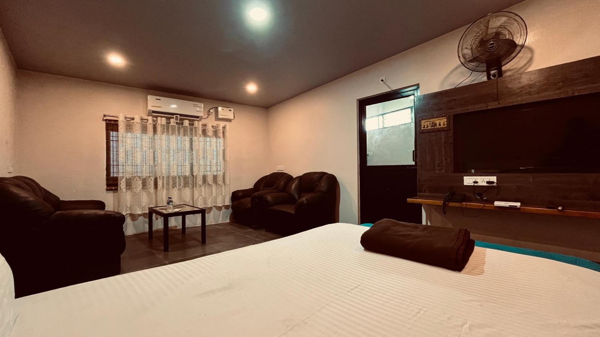 Mermaid Island Beach Resorts ปอนดิเชอรี ภายนอก รูปภาพ